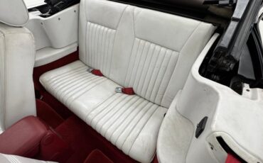 Ford-Mustang-1987-Oxford-White-Scarlet-Red-12