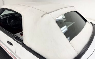 Ford-Mustang-1987-Oxford-White-Scarlet-Red-49