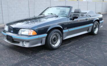 Ford-Mustang-1988-Convertible-10