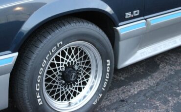 Ford-Mustang-1988-Convertible-11