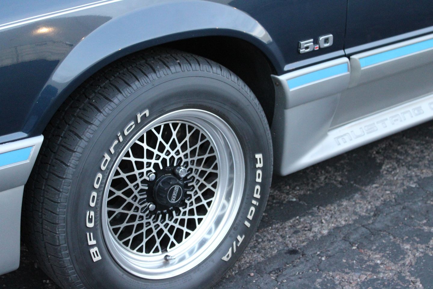 Ford-Mustang-1988-Convertible-11