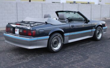 Ford-Mustang-1988-Convertible-14