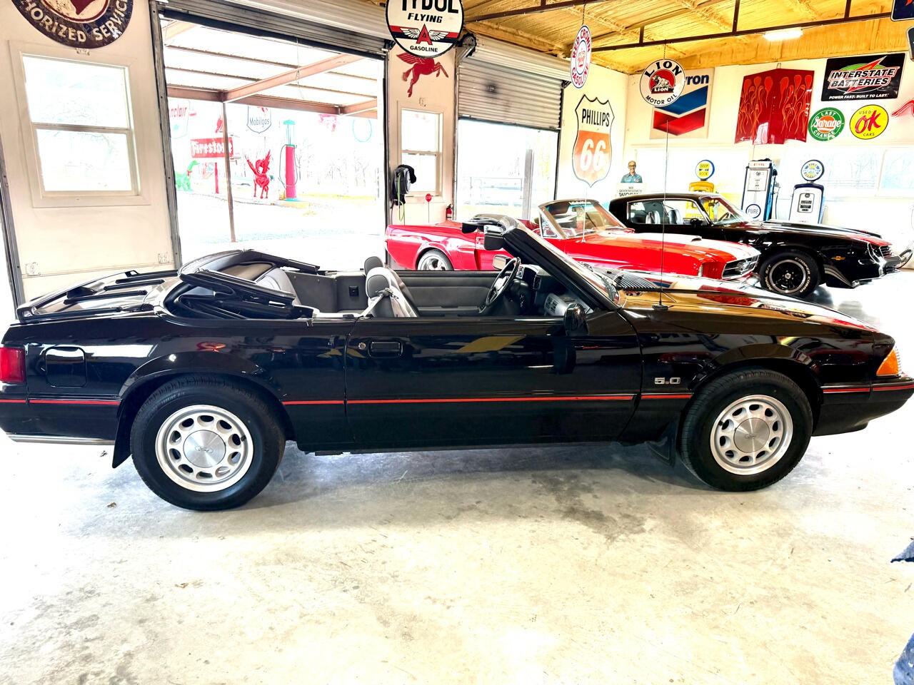Ford-Mustang-1988-Convertible-27