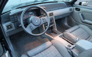 Ford-Mustang-1988-Convertible-30