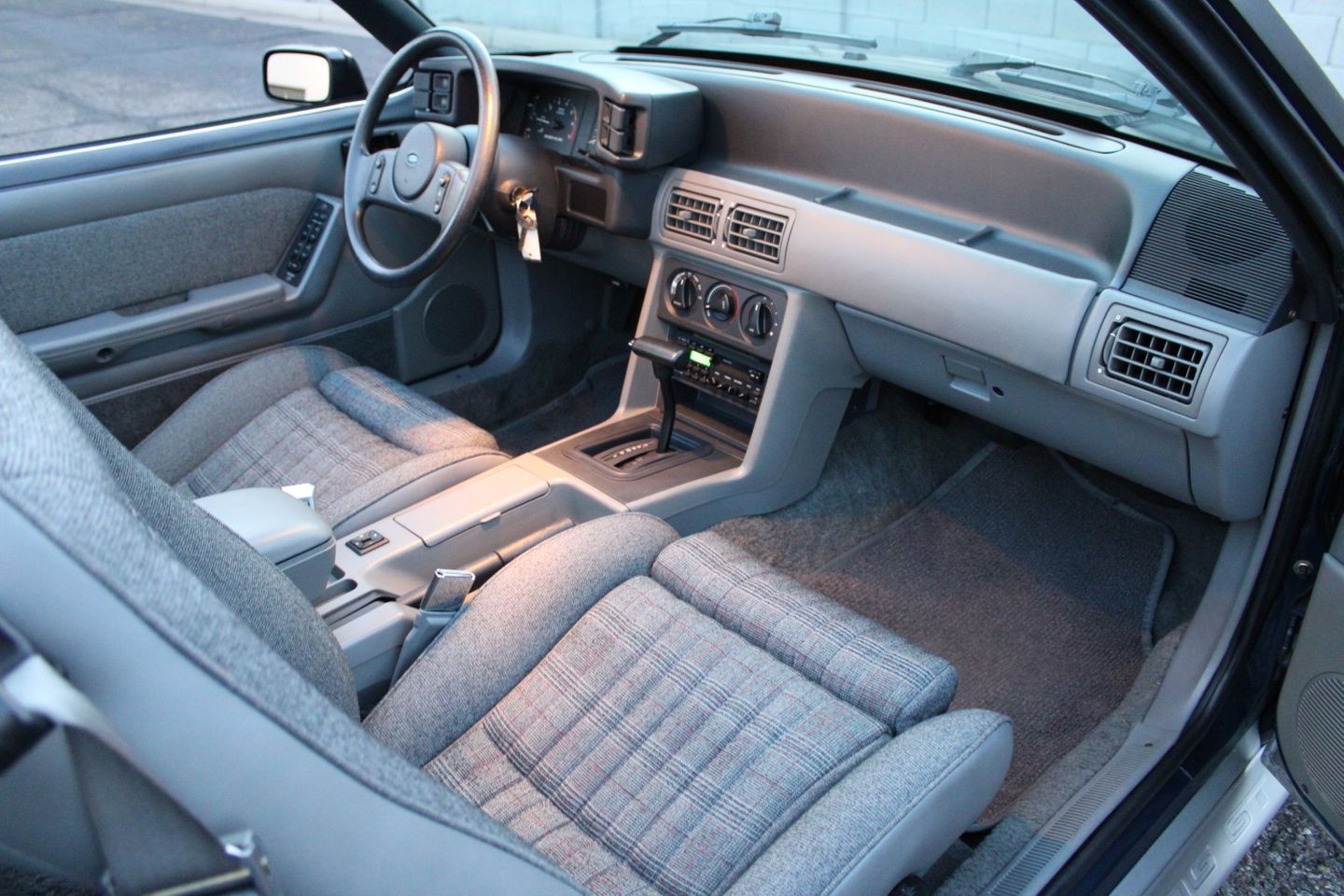 Ford-Mustang-1988-Convertible-39