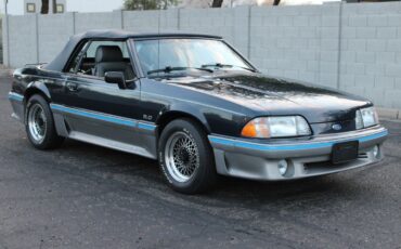 Ford-Mustang-1988-Convertible