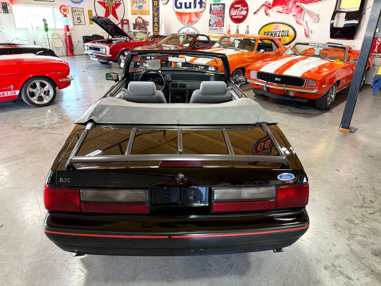 Ford-Mustang-1988-Convertible-6