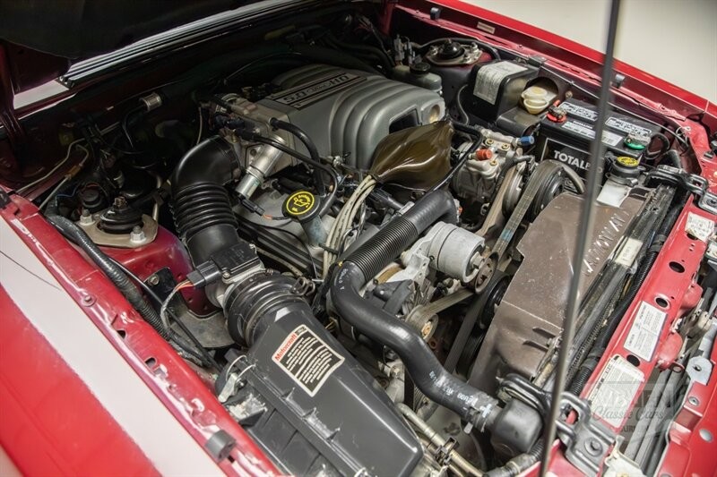 Ford-Mustang-1989-25