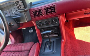 Ford-Mustang-1989-Convertible-10