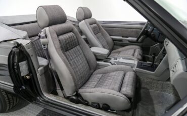 Ford-Mustang-1989-Convertible-20