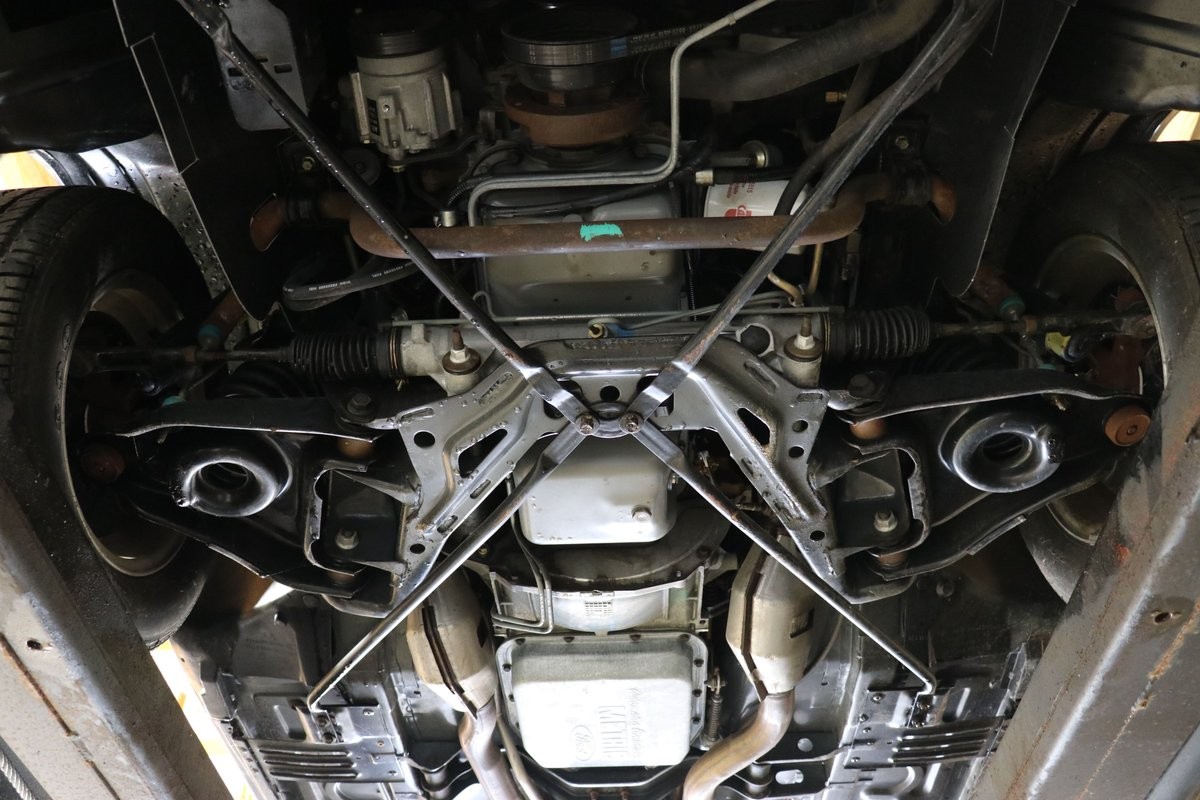 Ford-Mustang-1989-Convertible-26