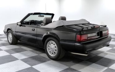 Ford-Mustang-1989-Convertible-6
