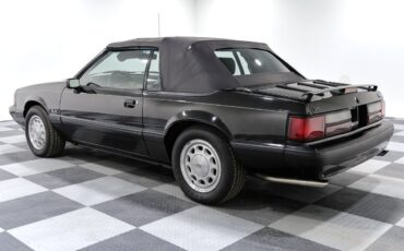 Ford-Mustang-1989-Convertible-7