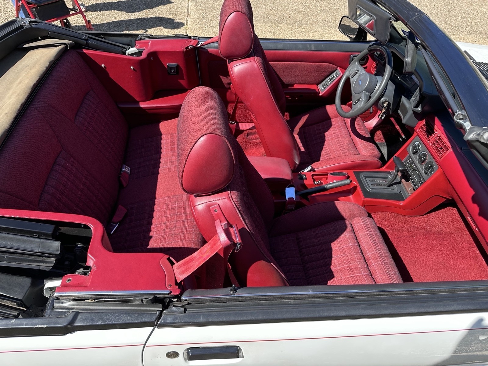 Ford-Mustang-1989-Convertible-9