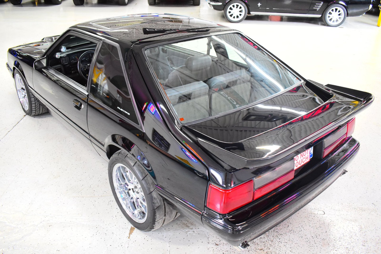 Ford-Mustang-1990-Coupe-15