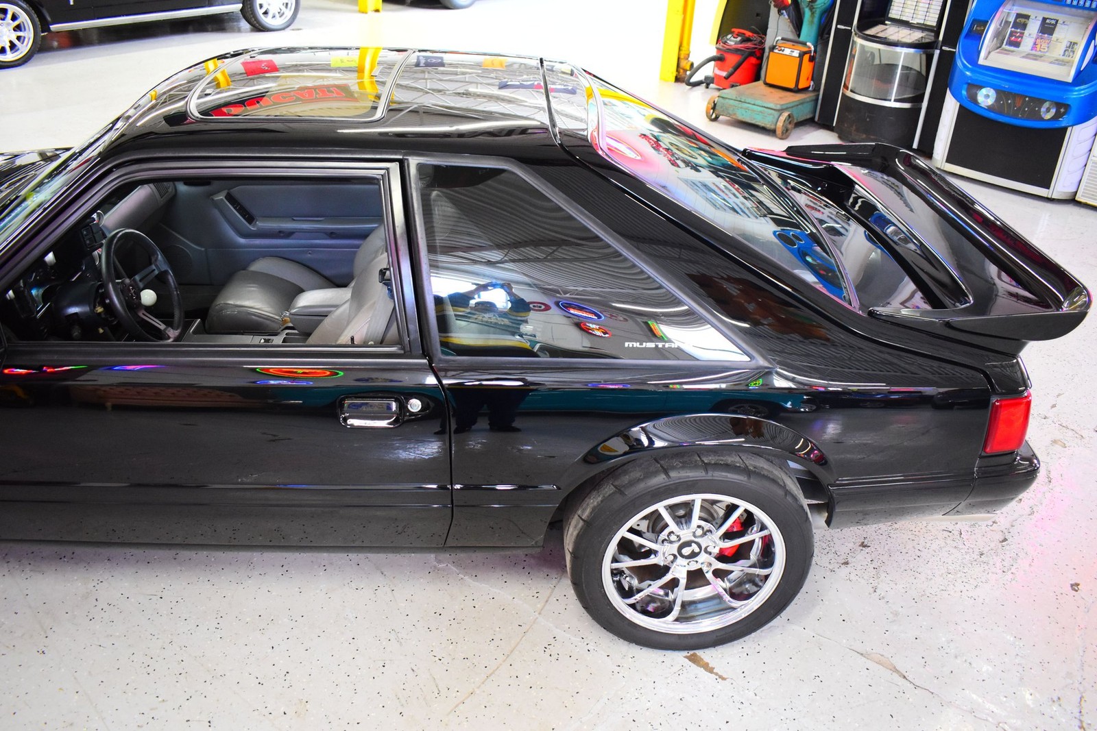 Ford-Mustang-1990-Coupe-18