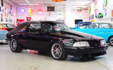 Ford-Mustang-1990-Coupe