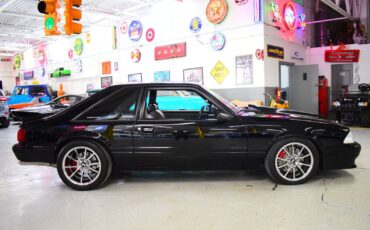 Ford-Mustang-1990-Coupe-3