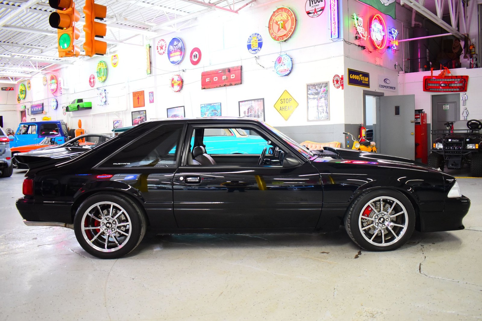 Ford-Mustang-1990-Coupe-3