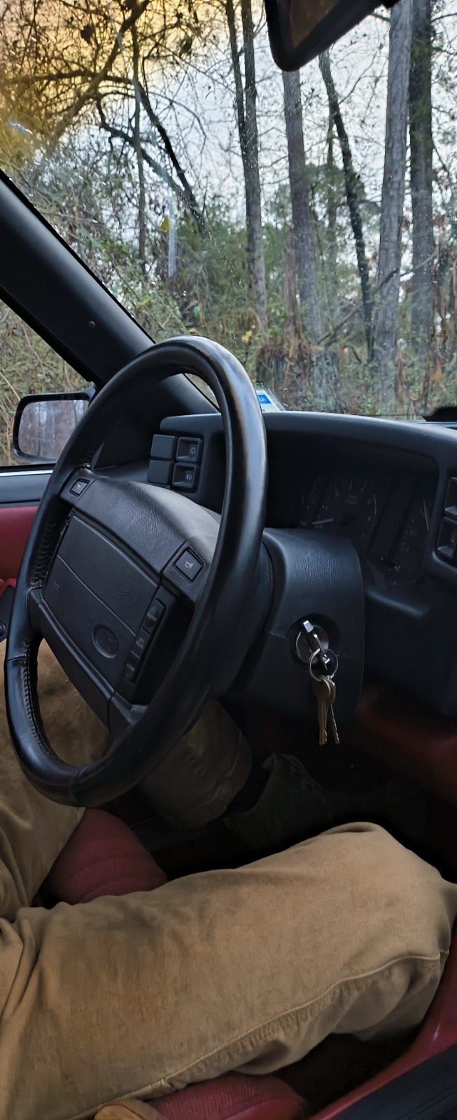 Ford-Mustang-1991-Hatchback-12