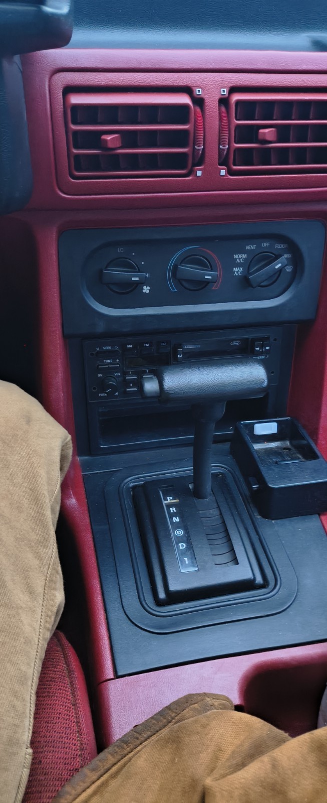 Ford-Mustang-1991-Hatchback-4