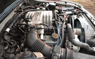 Ford-Mustang-1991-Hatchback-7