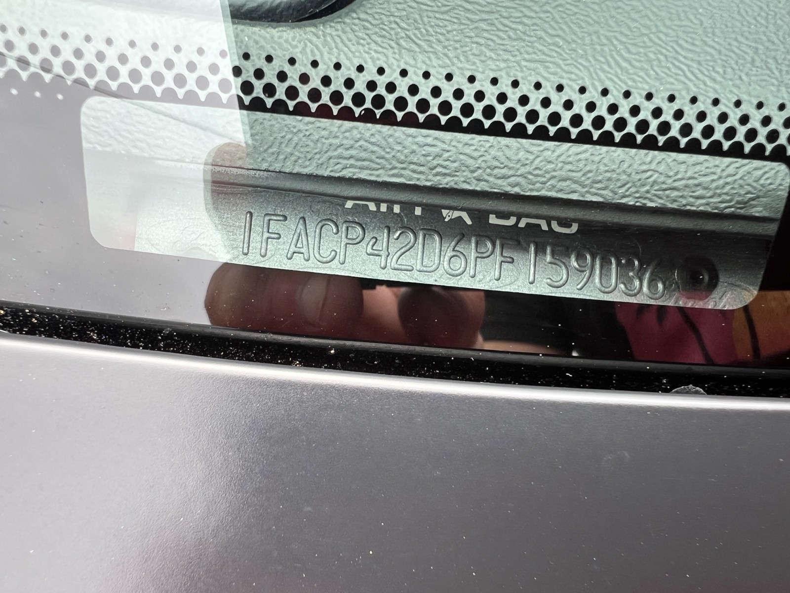 Ford-Mustang-1993-26