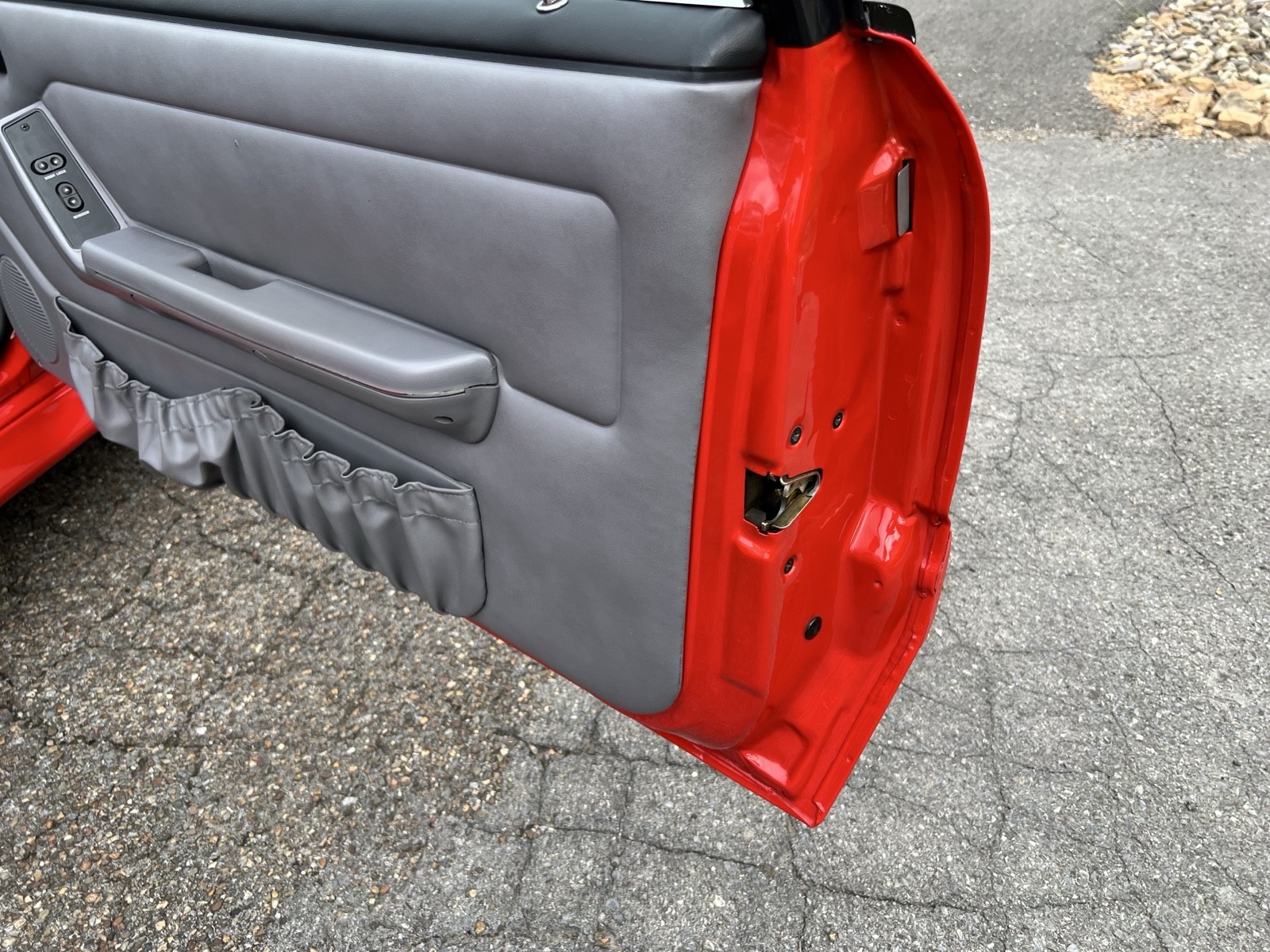 Ford-Mustang-1993-30