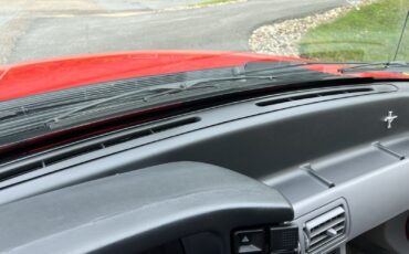 Ford-Mustang-1993-36