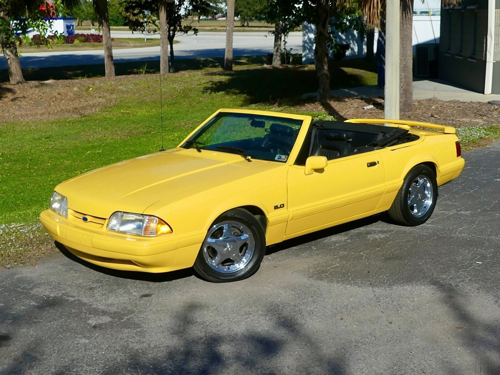 Ford-Mustang-1993-Convertible-10