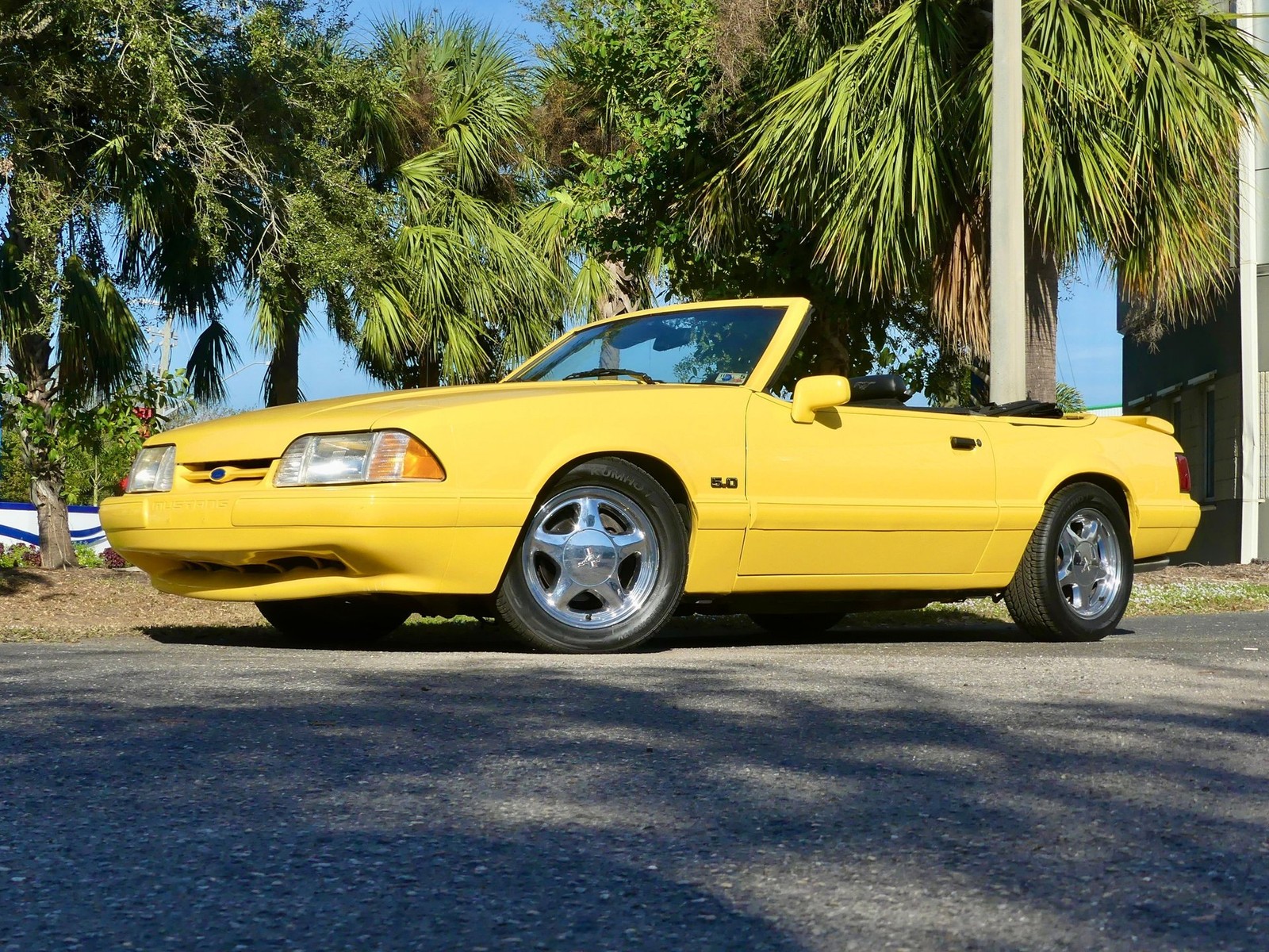 Ford-Mustang-1993-Convertible-11