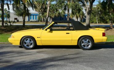 Ford-Mustang-1993-Convertible-13