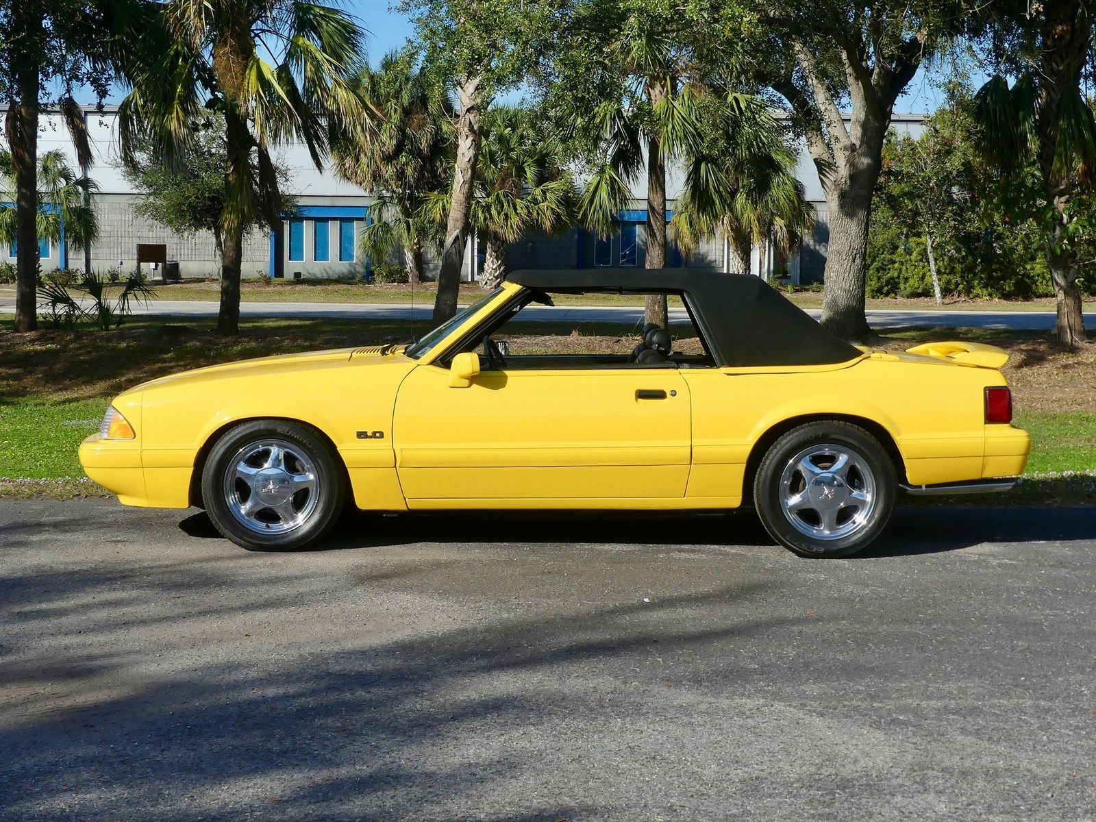 Ford-Mustang-1993-Convertible-13