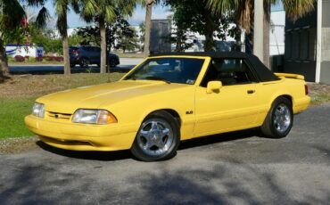 Ford-Mustang-1993-Convertible-2