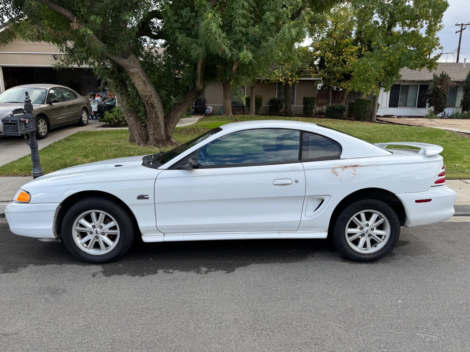 Ford-Mustang-1994-Coupe-4