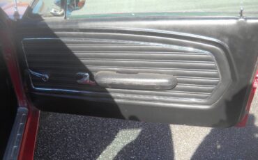 Ford-Mustang-Custom-Fastback-1968-Hatchback-14