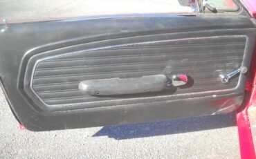 Ford-Mustang-Custom-Fastback-1968-Hatchback-15