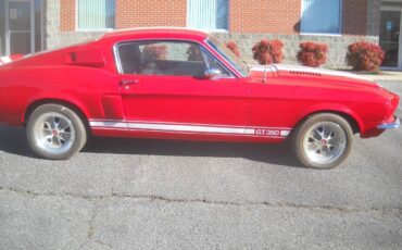 Ford-Mustang-Custom-Fastback-1968-Hatchback-6