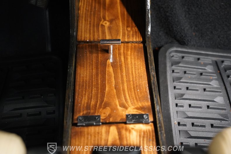 Ford-Other-1950-Olive-Beige-43