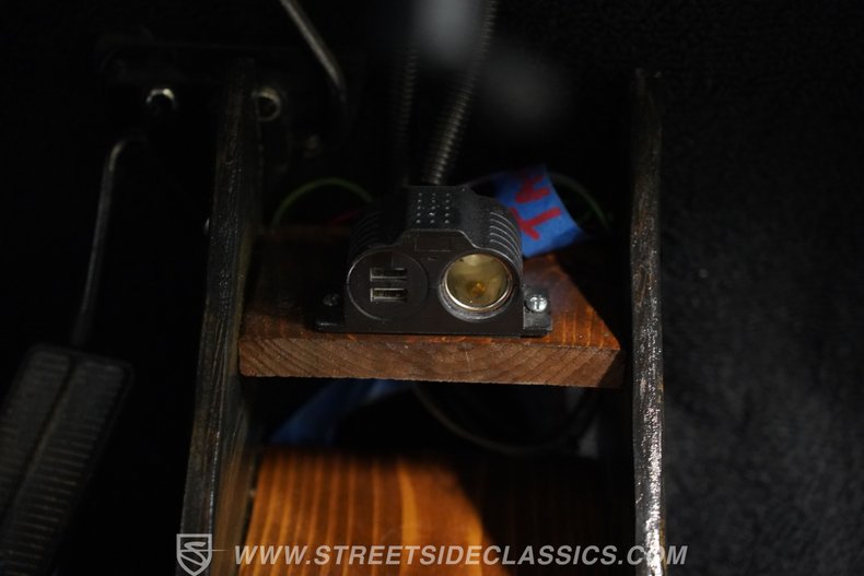 Ford-Other-1950-Olive-Beige-44