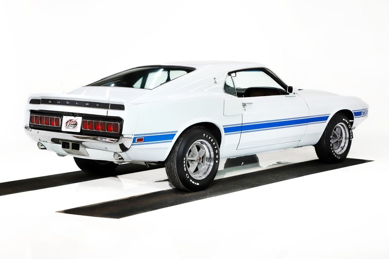 Ford-Other-1969-Pastel-Gray-Black-28