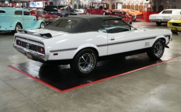 Ford-Other-1972-White-Black-20