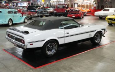 Ford-Other-1972-White-Black-22