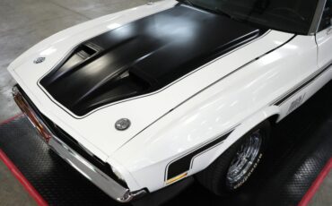 Ford-Other-1972-White-Black-37