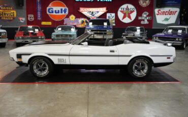 Ford-Other-1972-White-Black-8