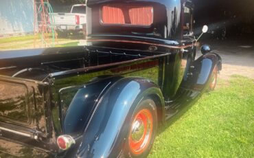 Ford-Other-Pickups-1935-32