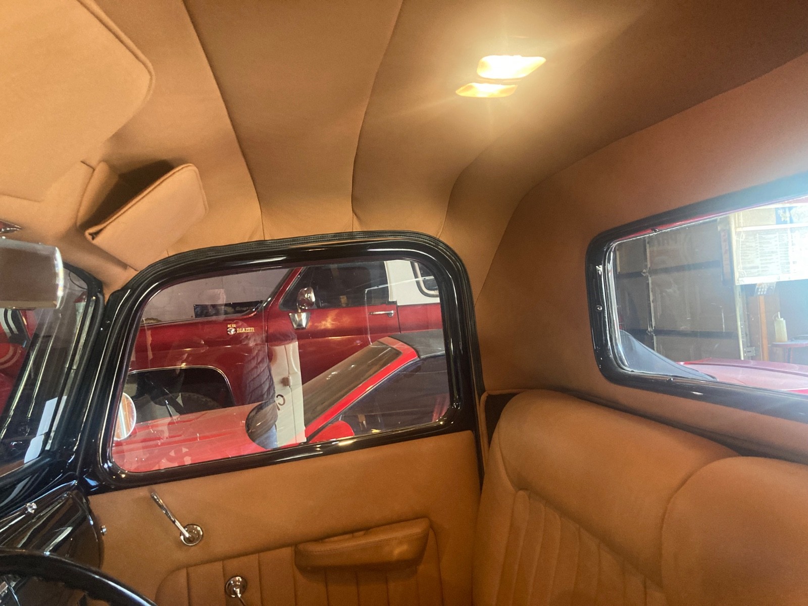 Ford-Other-Pickups-1935-34