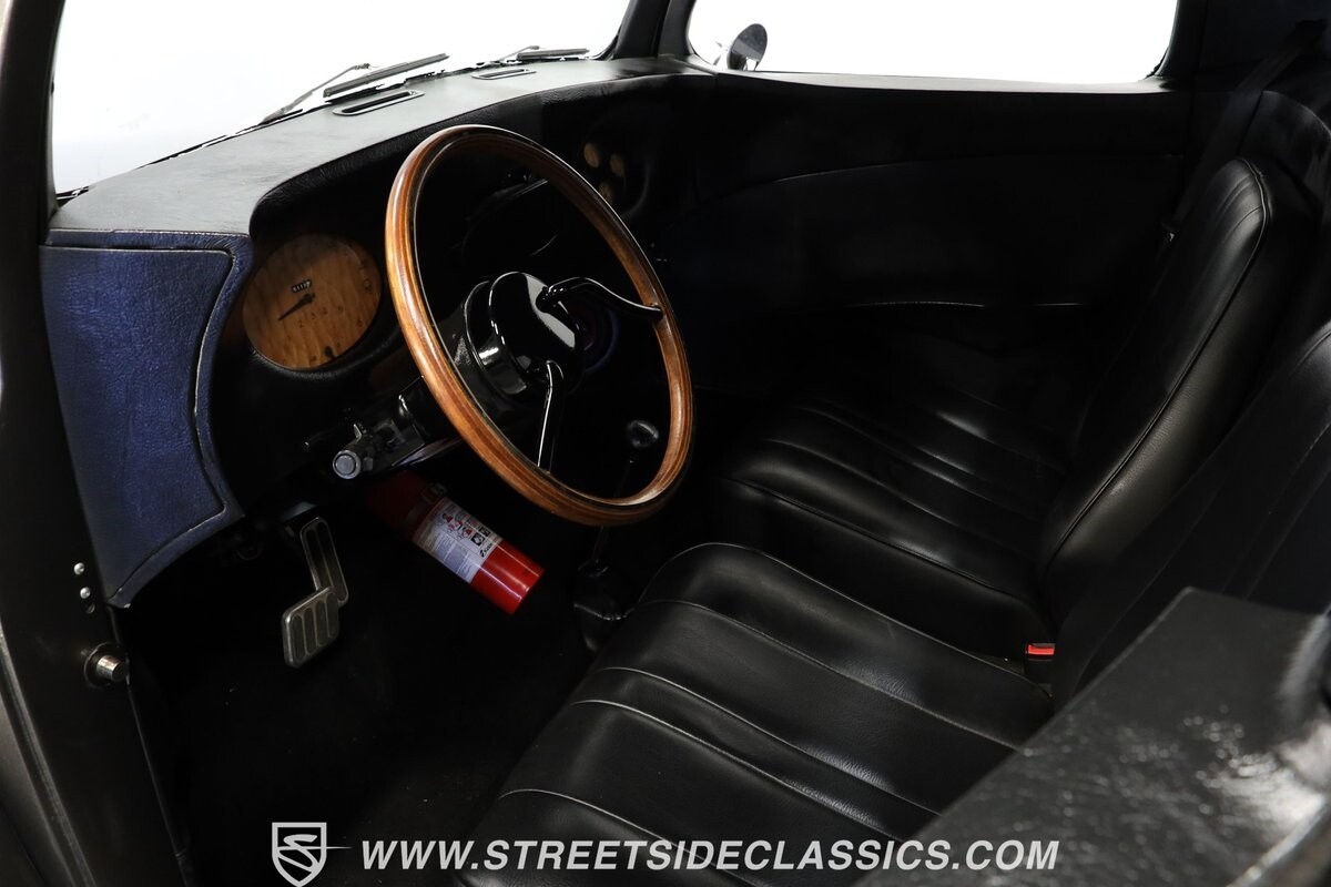 Ford-Other-Pickups-1948-Pickup-Truck-4