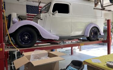 Ford-PANEL-WAGON-1935-19