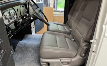 Ford-PANEL-WAGON-1935-7